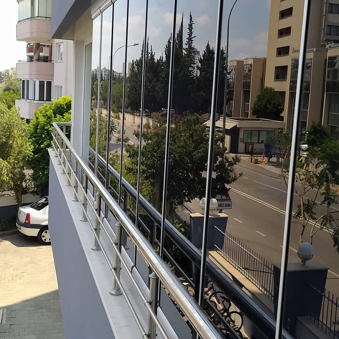 adana cam balkon